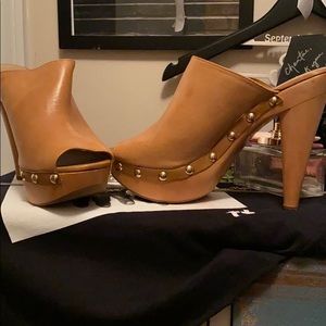 Cute winter Mules a must have